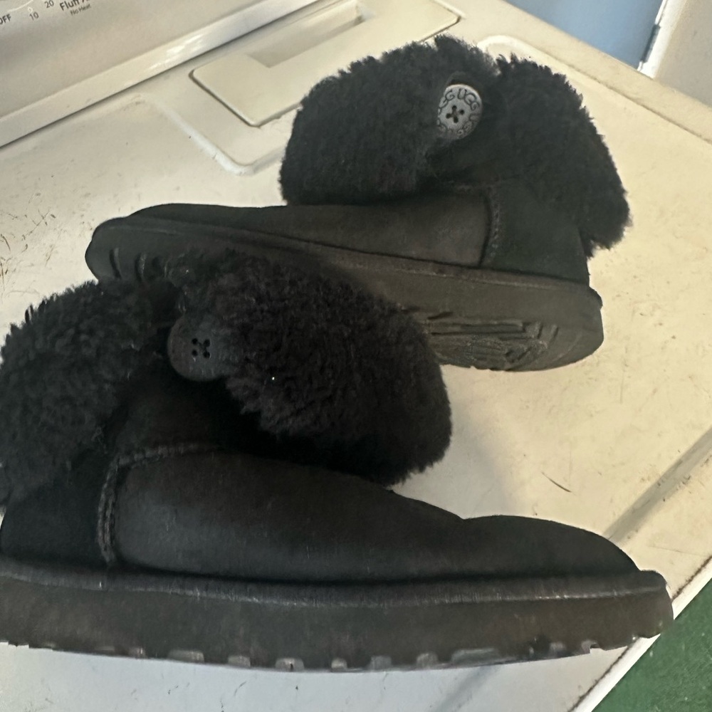 UGG Black Shearling Clogs - Picture 7 of 8